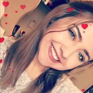 Meet your Posher, Tera